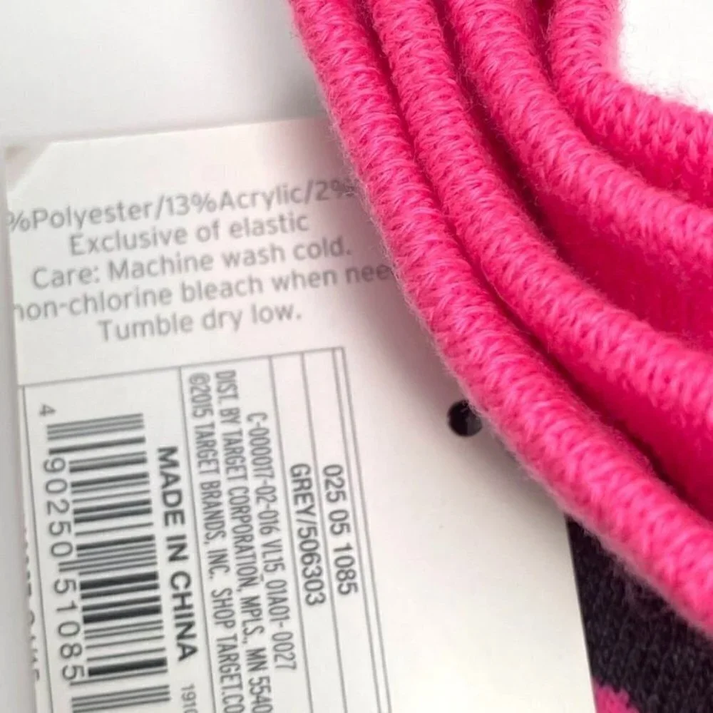 Target Donut Heart Knee High Socks Grey Pink Valentines One Size B10
